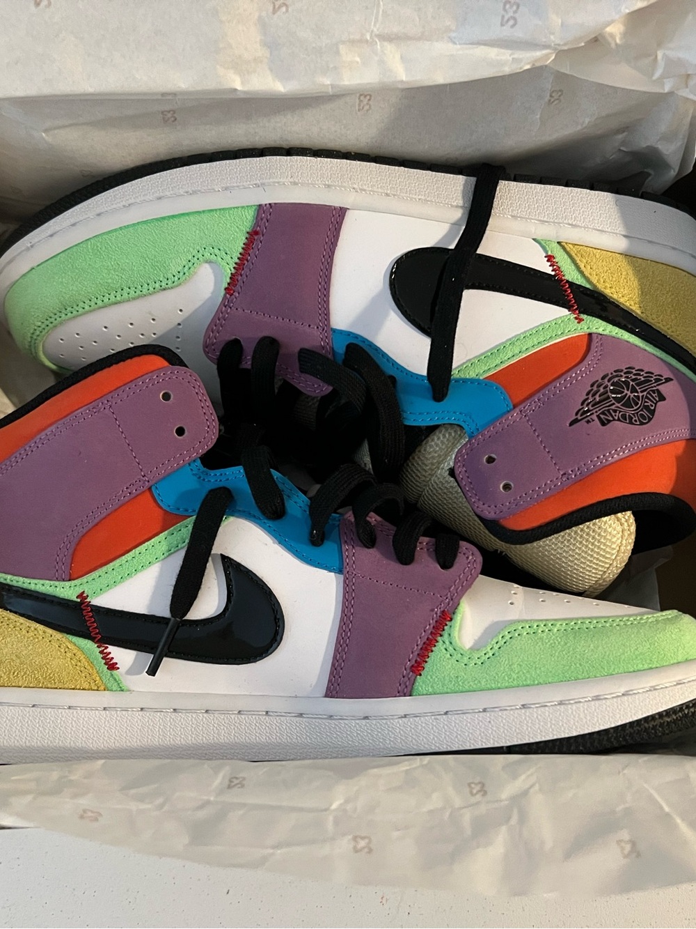 Women’s Size 11 - Jordan 1 High SE Lightbulb 2020 - CW1140 100